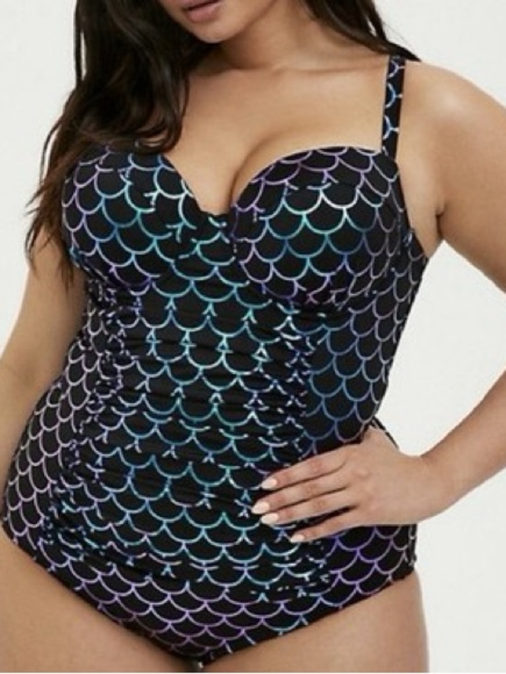 torrid Black Iridescent Mermaid-Scale One-Piece Swimsuit size 2 D/DD